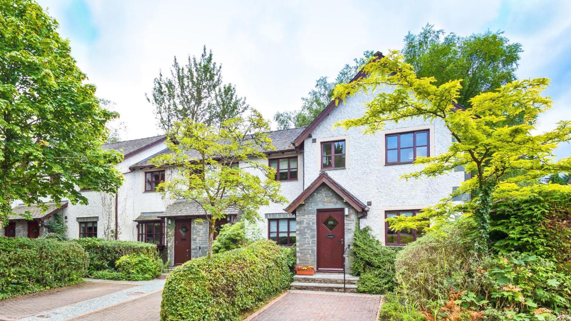 2 Bedroom Lake District Cottage At Windermere Marina Village Bowness-on-Windermere Exteriör bild